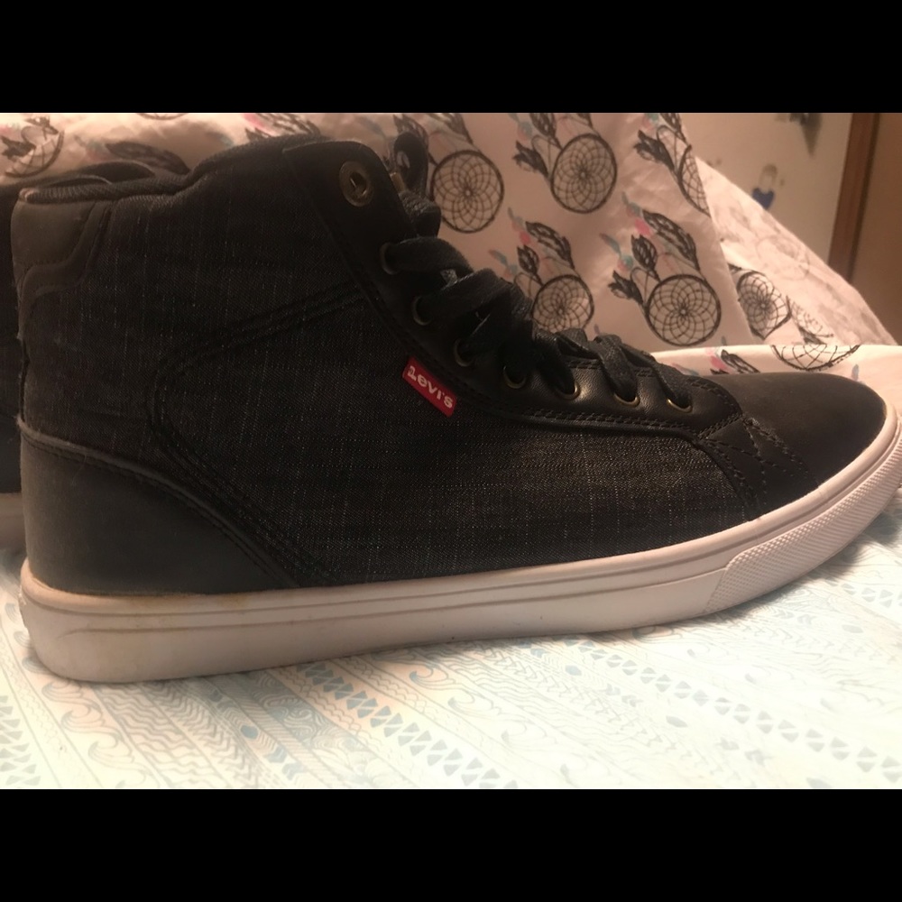 Levi shoes